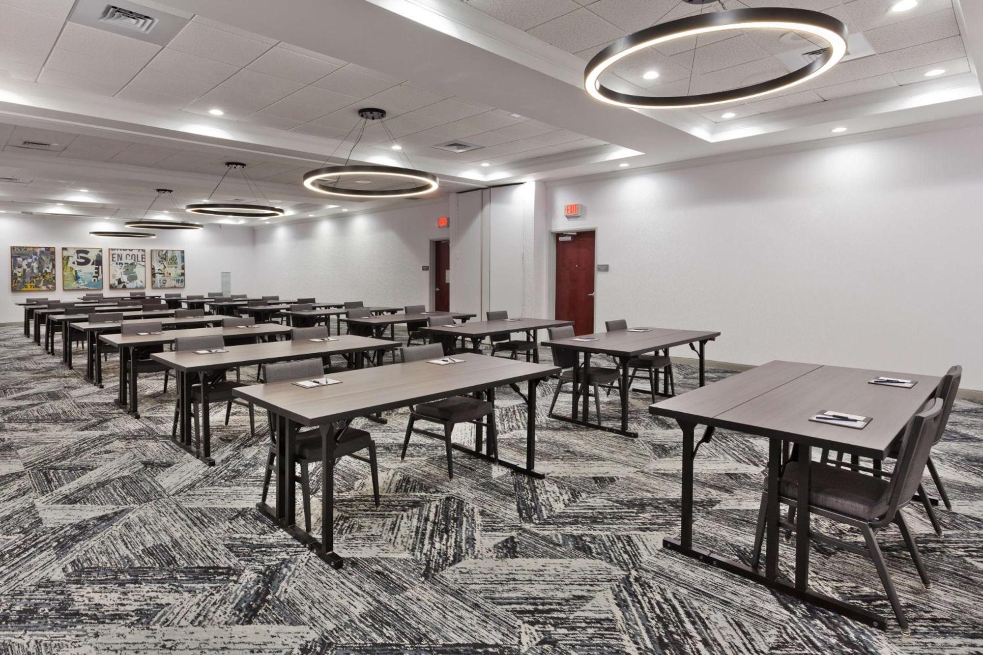 Doubletree By Hilton Dothan, Al Exteriör bild